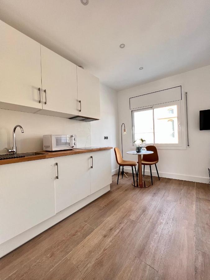 Crysoyle Apartment Barcelona Next To Camp Nou L'Hospitalet de Llobregat Bagian luar foto