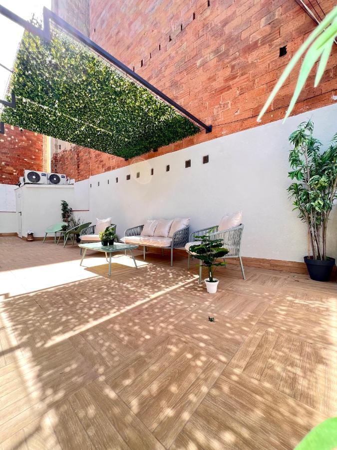 Crysoyle Apartment Barcelona Next To Camp Nou L'Hospitalet de Llobregat Bagian luar foto