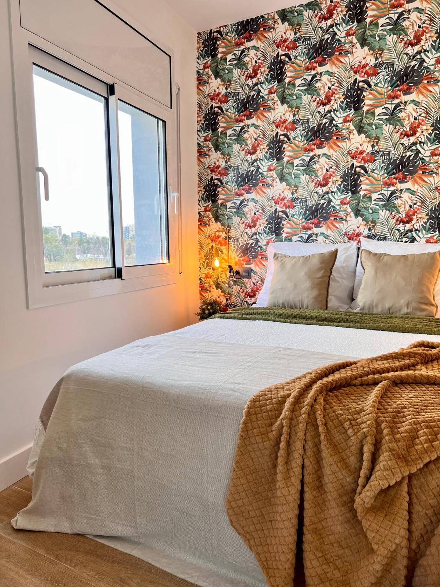 Crysoyle Apartment Barcelona Next To Camp Nou L'Hospitalet de Llobregat Bagian luar foto